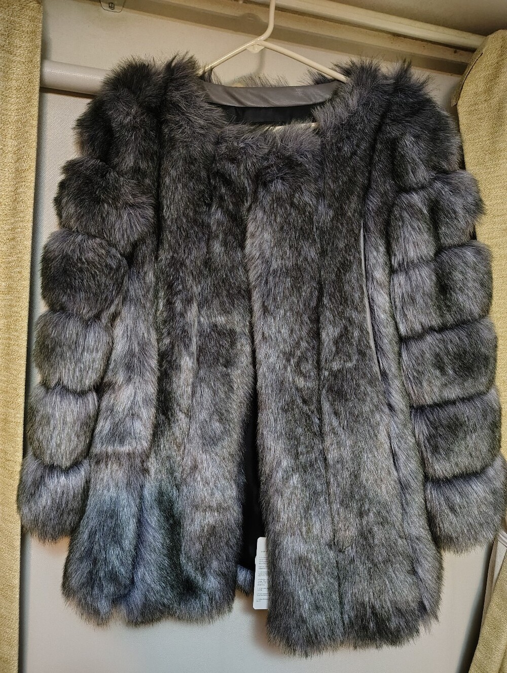 NWT Fashion Able Gray Ribbed Faux Fur Coat